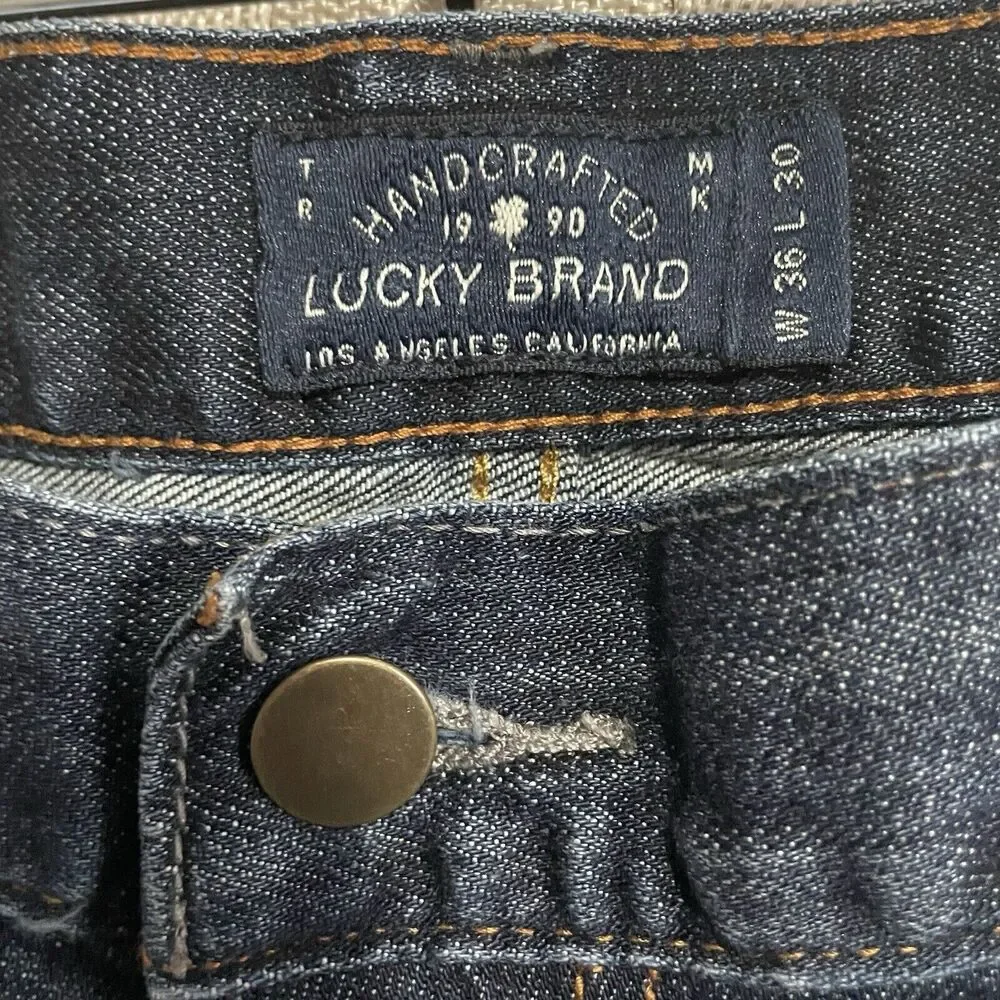 Lucky Brand 221 Original Straight Jeans Men’s Size 30X30 Medium Blue Wash Denim